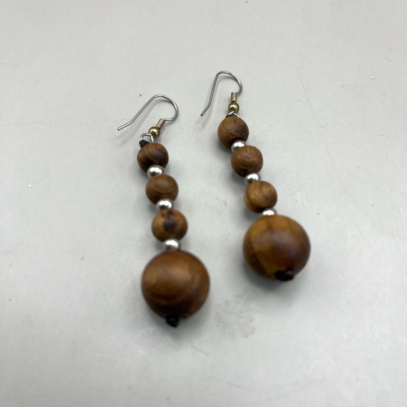 Jewelry - Elegant Wooden Bead Earrings